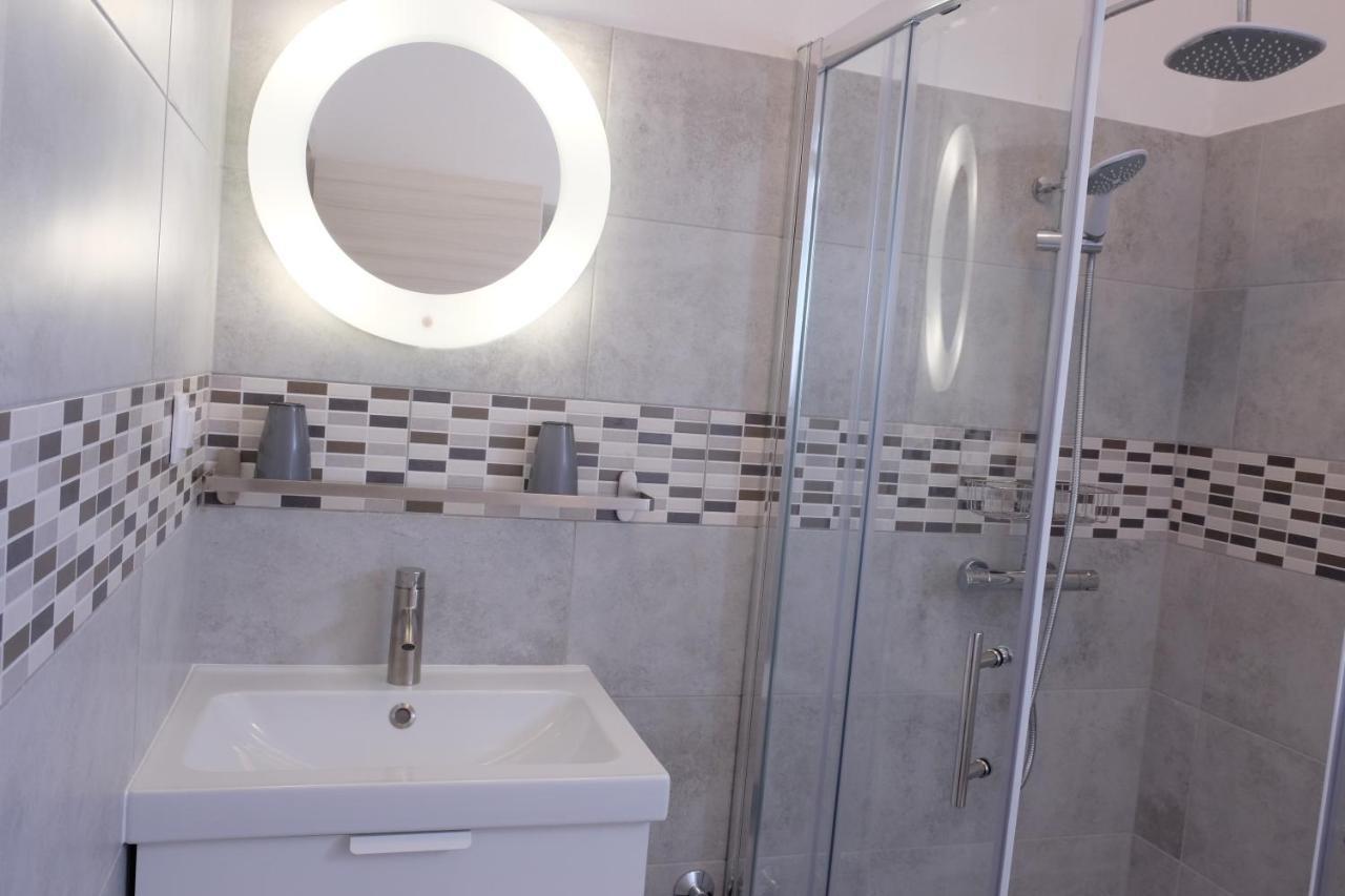Apartmani Mojca Selce Ngoại thất bức ảnh