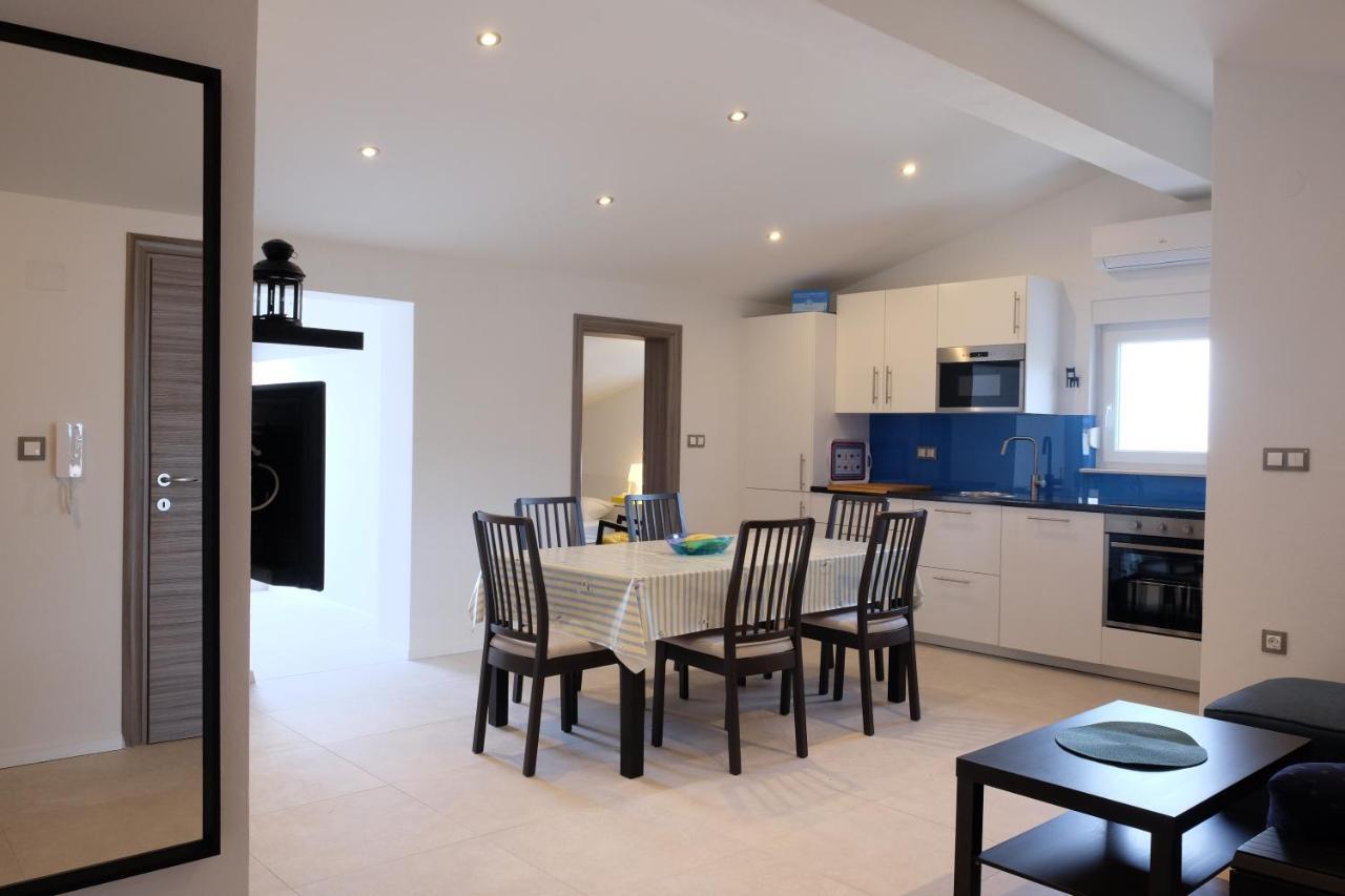 Apartmani Mojca Selce Ngoại thất bức ảnh