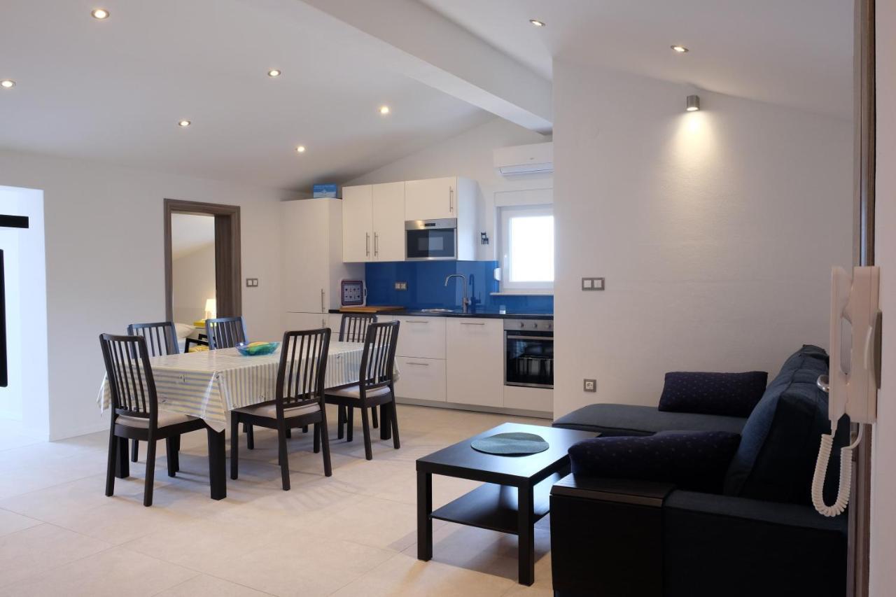 Apartmani Mojca Selce Ngoại thất bức ảnh